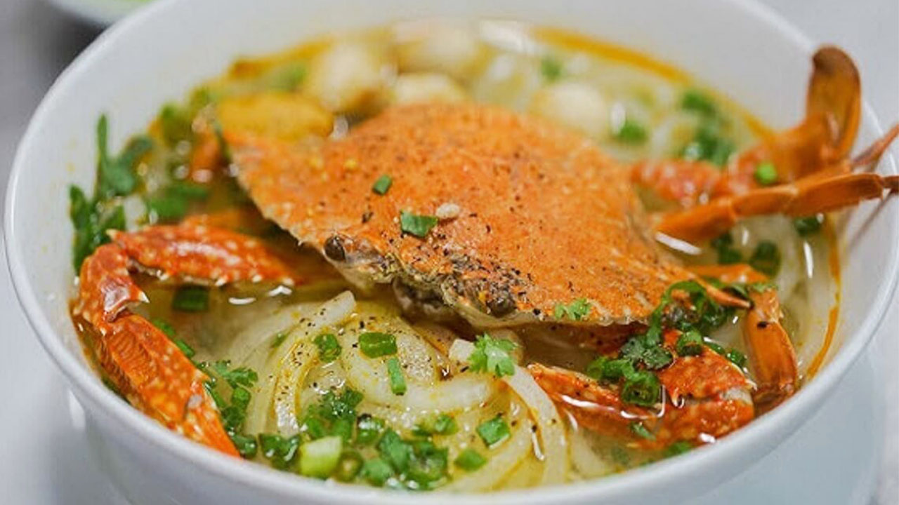 Bánh canh ghẹ chả