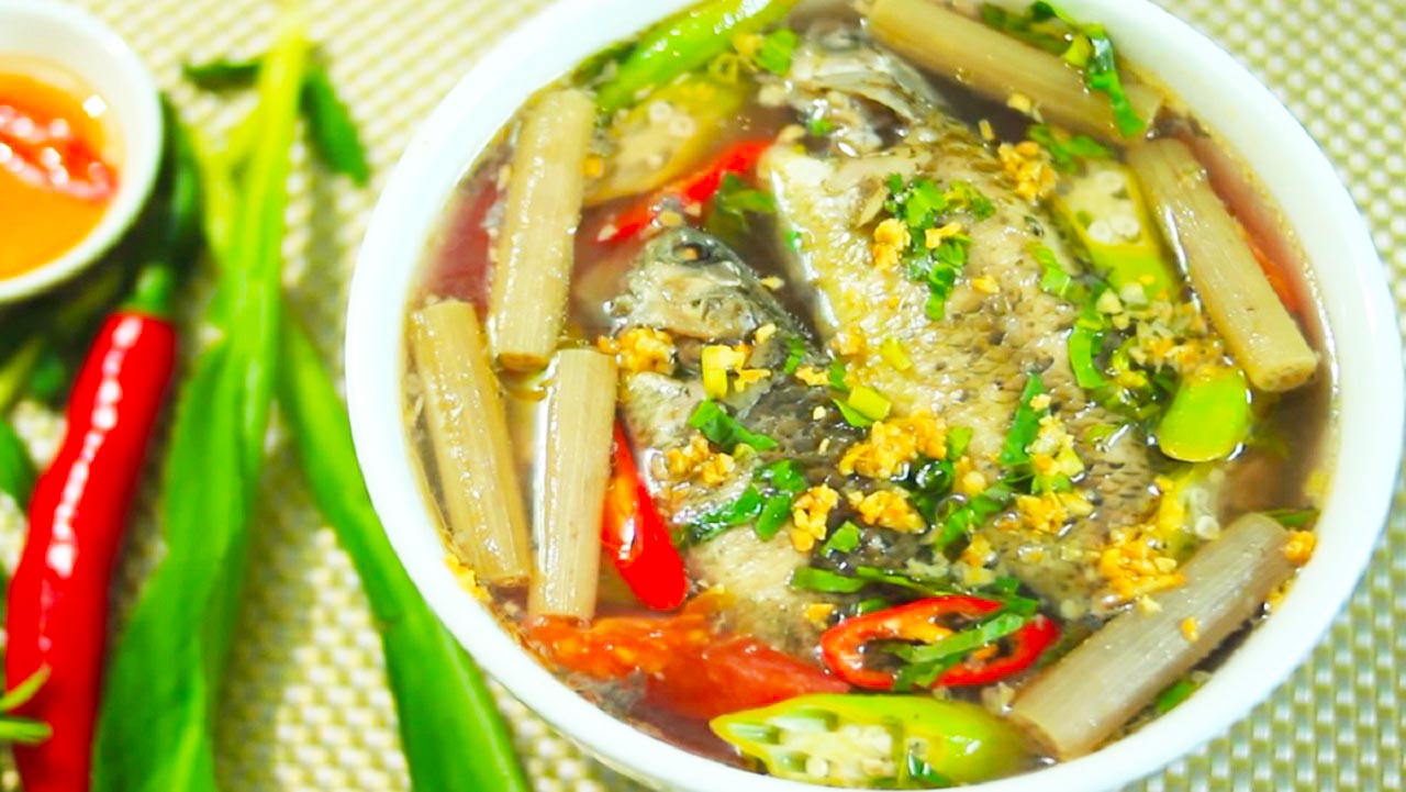 Canh chua rau súng cá rô đồng