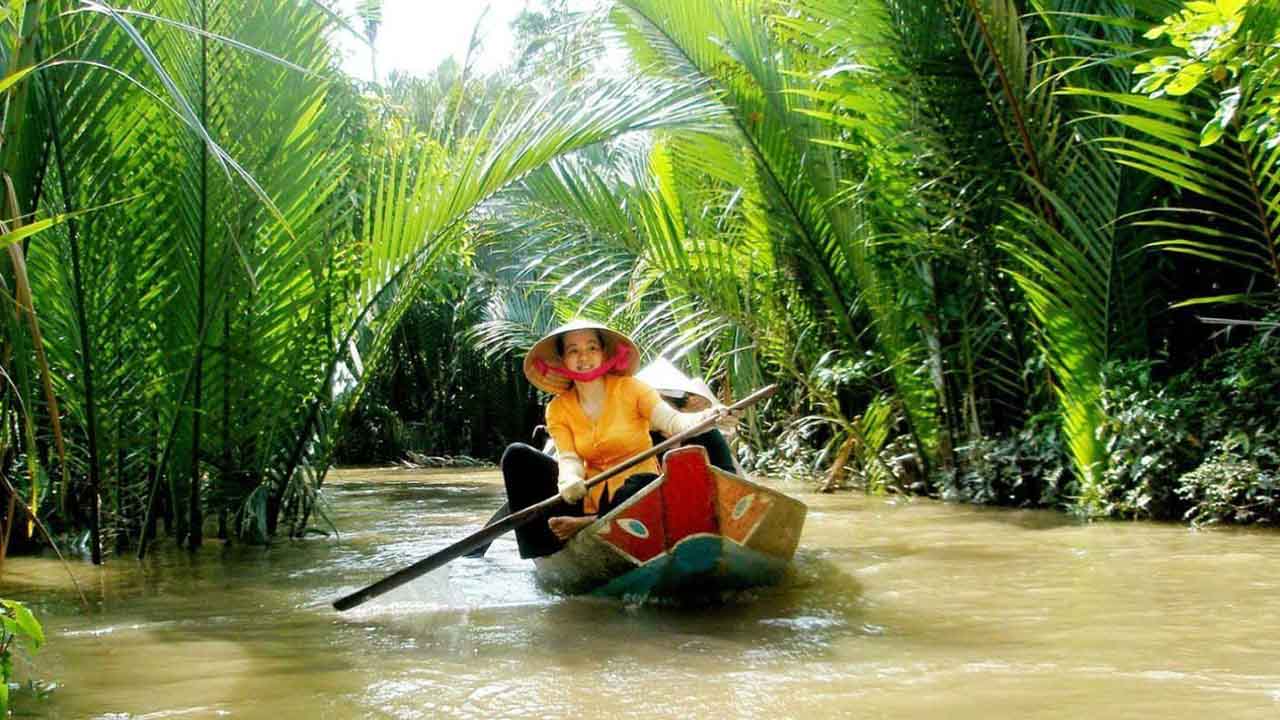 đi xuồng ba lá