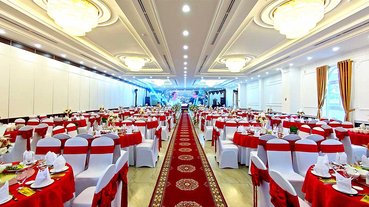 Diamond Palace ở Cần Thơ