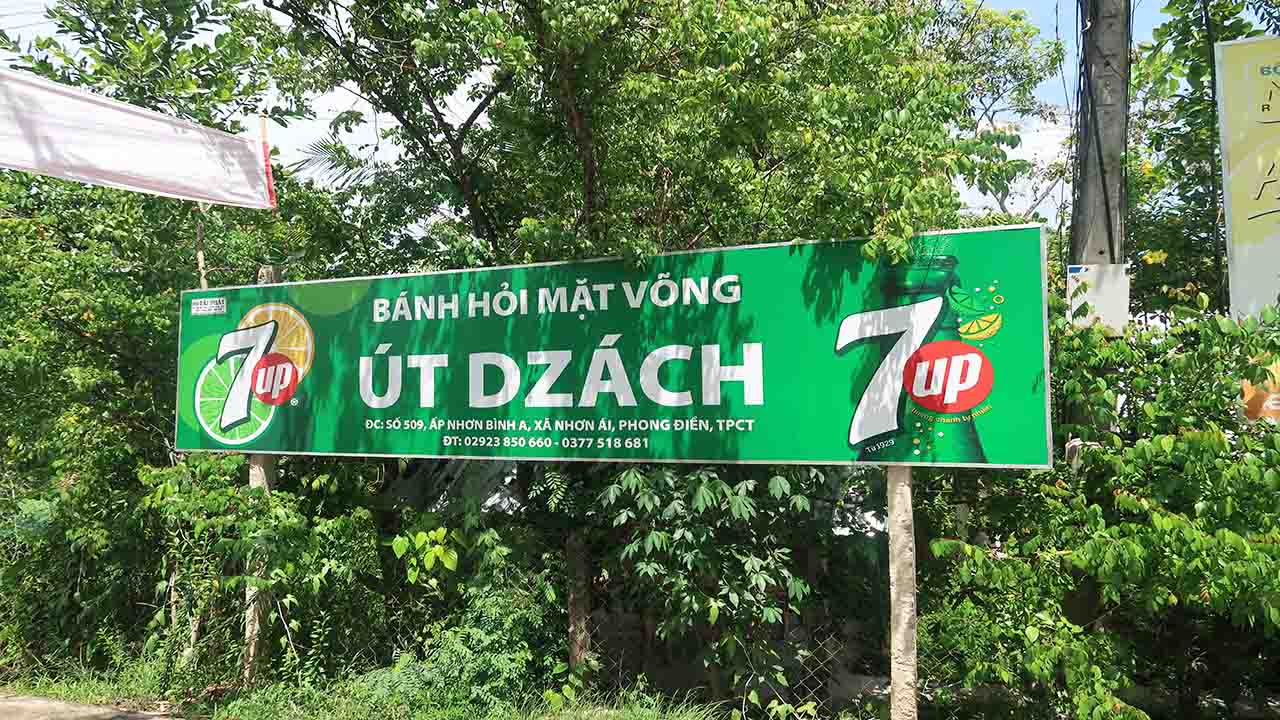 Lò bánh hỏi Út Dzách