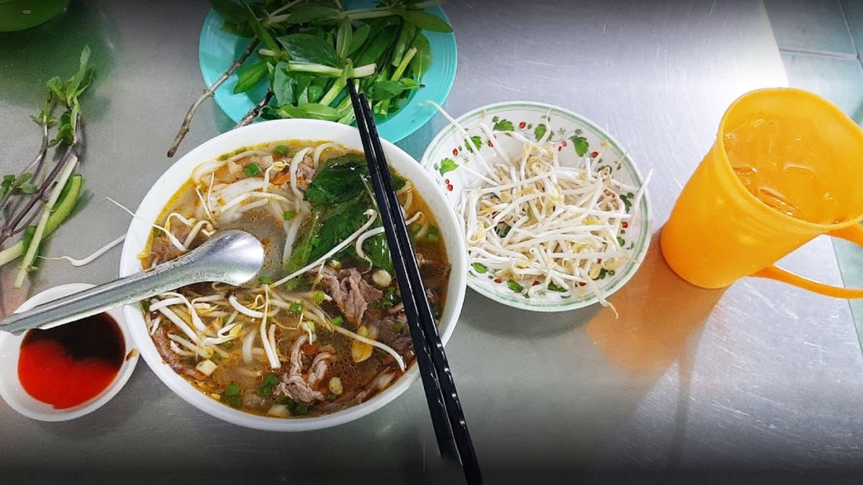 Tô phở bò Cần Thơ